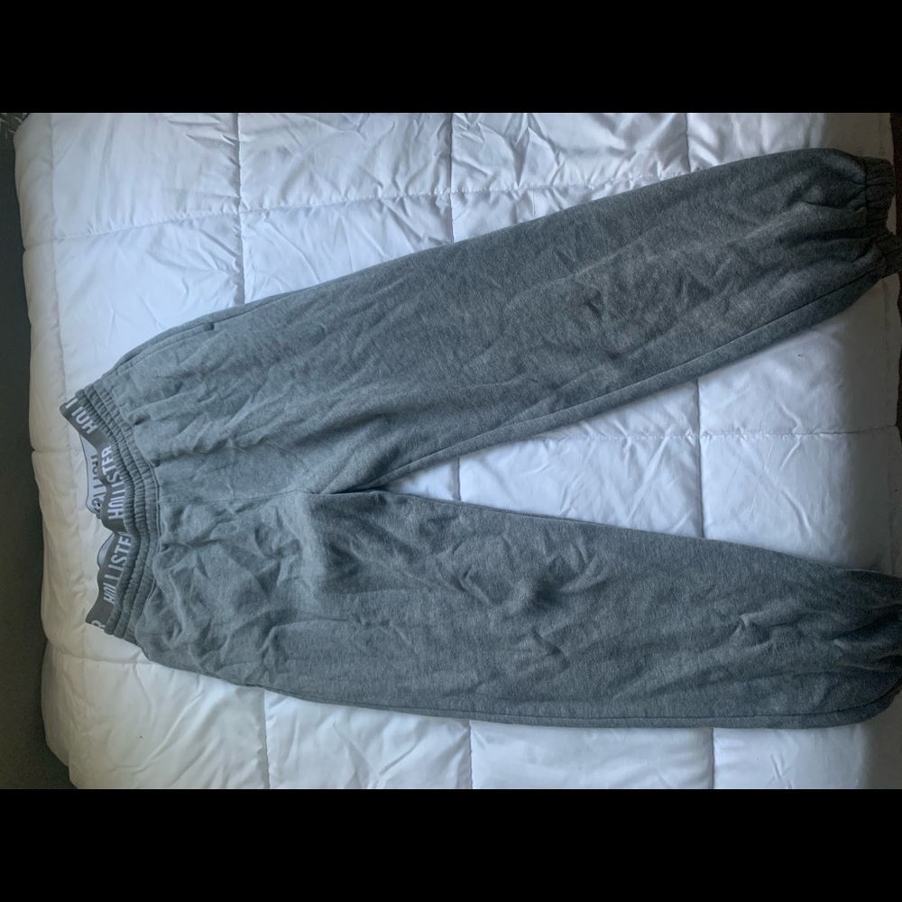 women’s hollister grey sweatpants - Picture 2 of 2